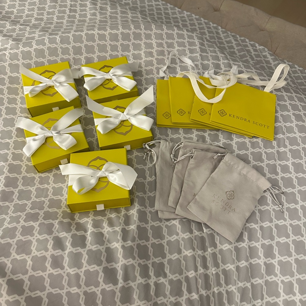 Kendra Scott Yellow Gift Bags with White Handles